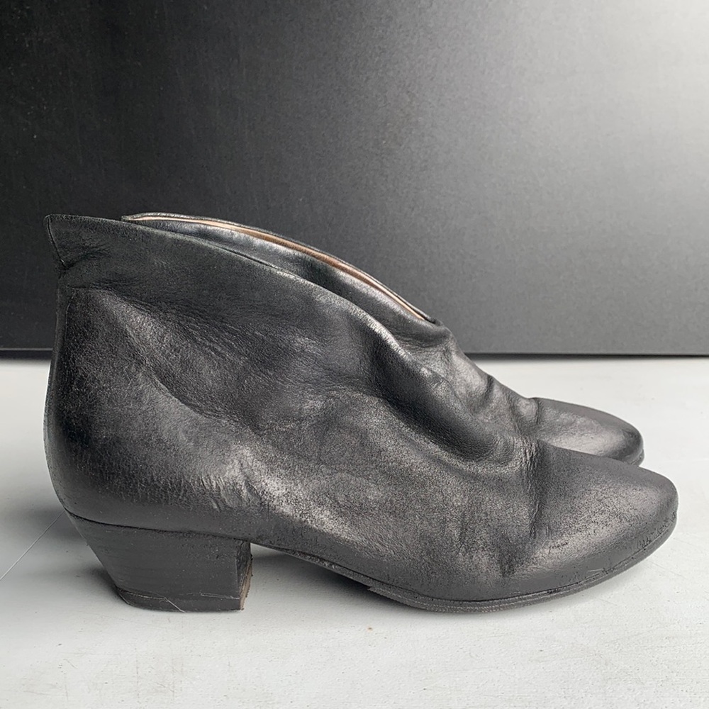 ELISANERO Black Leather Boots EU 37.5 US 7.5 Handmade Italy Avant Garde